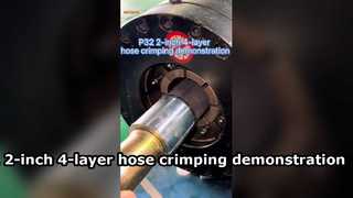 P32 Demonstratie van het krimpen van 2-inch 4-laags slangen